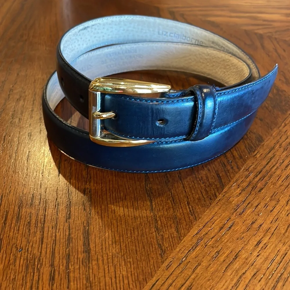 Liz Claiborne Cream Bonded‎ Navy Leather Belt